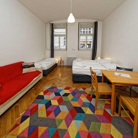 Apartments Truhlarska 31 Прага Экстерьер фото